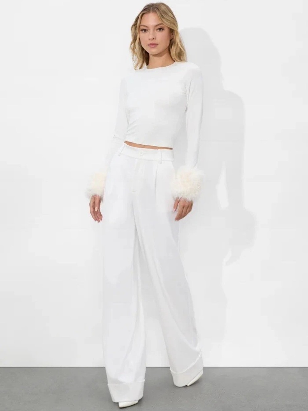 Alice + Olivia Delaina Faux Fur Cuff Off White Long Sleeve Mesh Layered Top NEW - Picture 4 of 12